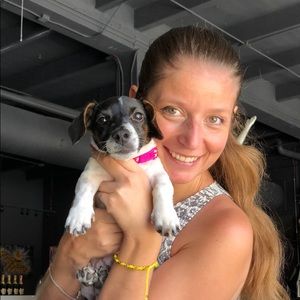 Meet your Posher, Carla